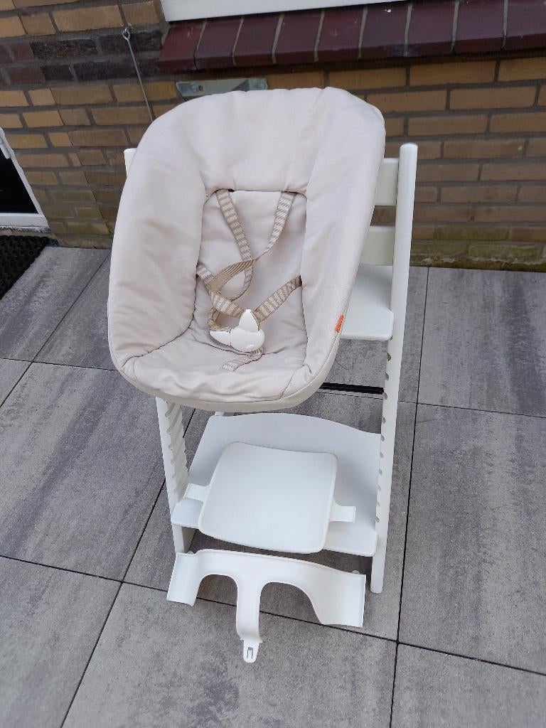 Stokke Tripp Trapp stoel, wit, met newbornset en babyset, Ophalen, Gebruikt, Meegroeistoel, Stoelverkleiner