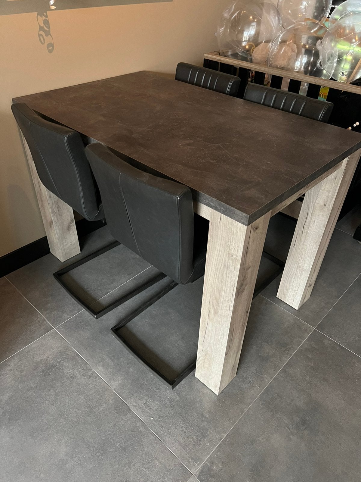 Bartafel incl. stoelen, Ophalen, Gebruikt, Overige houtsoorten, 100 tot 150 cm