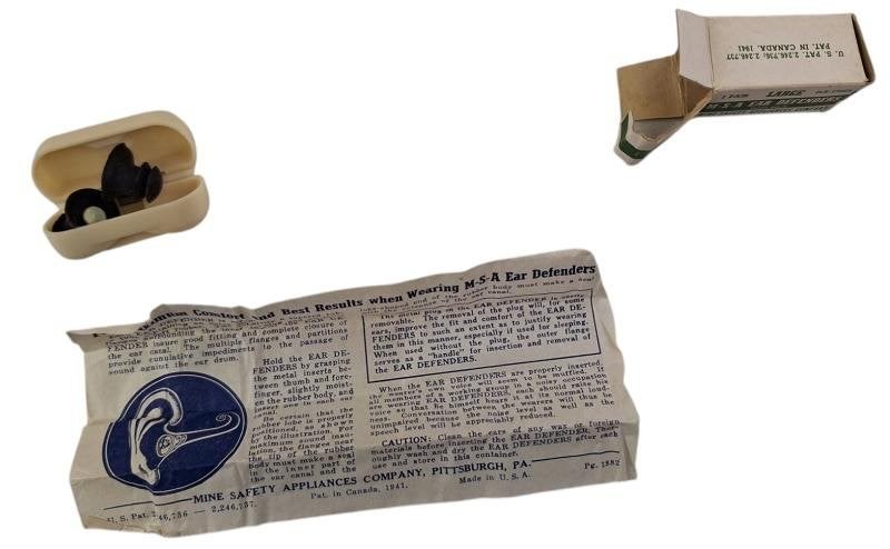 amerikaanse ww2  oorbeschermers in hele nette staat, Verzamelen, Ophalen of Verzenden, Amerika