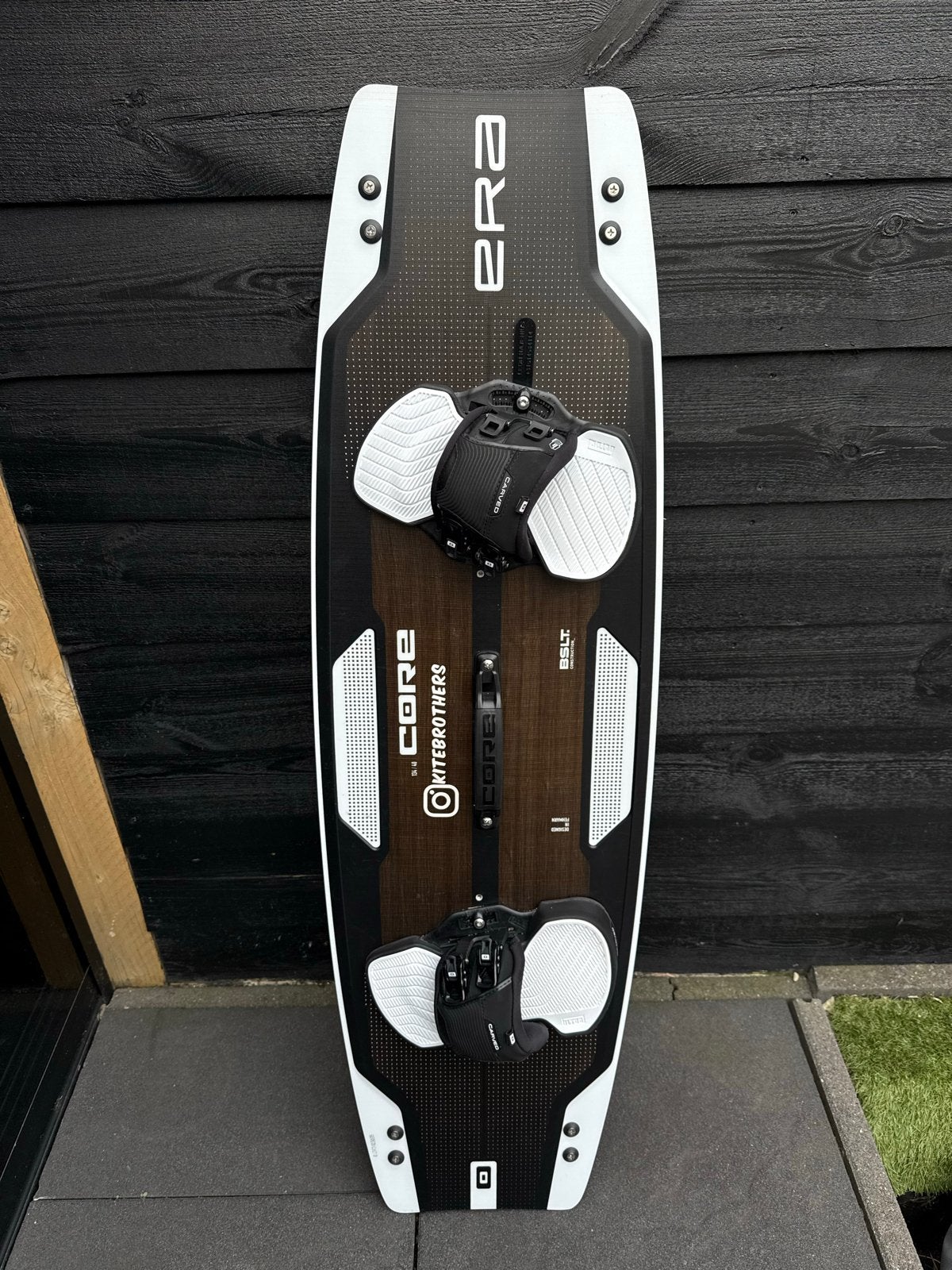 Core Kiteboard ERA 134x40 - Zo goed als nieuw, Watersport en Boten, Ophalen, Twintip, Kiteboard, Zo goed als nieuw