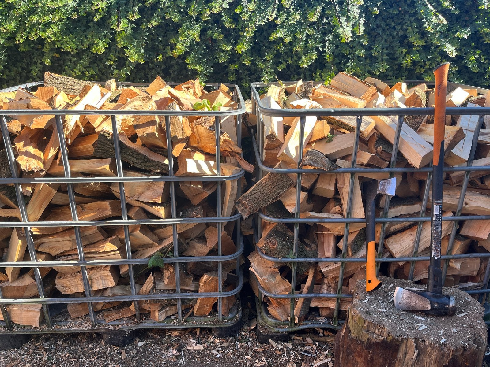 Vers gekloofd brandhout veldesdoorn, Tuin en Terras, 3 tot 6 m³, Ophalen of Verzenden, Overige houtsoorten, Blokken