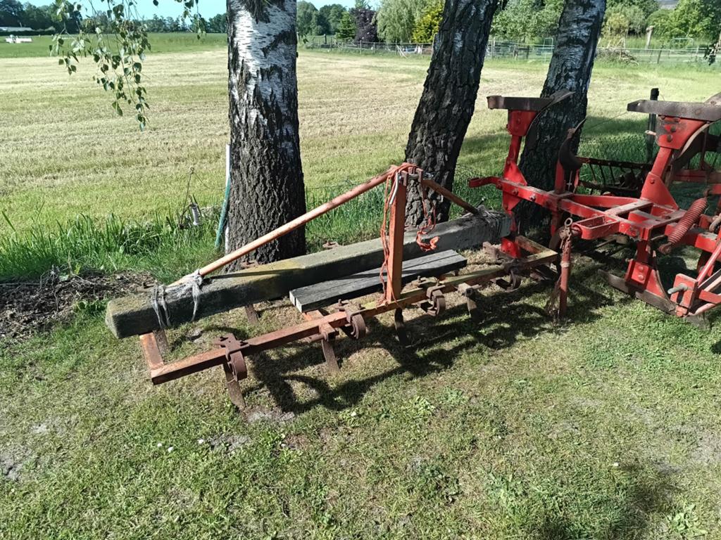 Triltand cultivator 2m & 2-schaar wentelploeg te koop, Ophalen