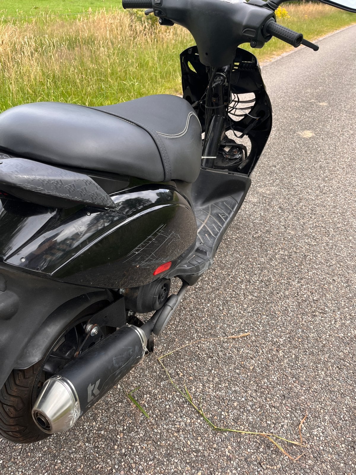 Piaggio Zip 4-takt 50cc Bromscooter - Opknapper, Fietsen en Brommers, Ophalen, Gebruikt, Benzine, Piaggio