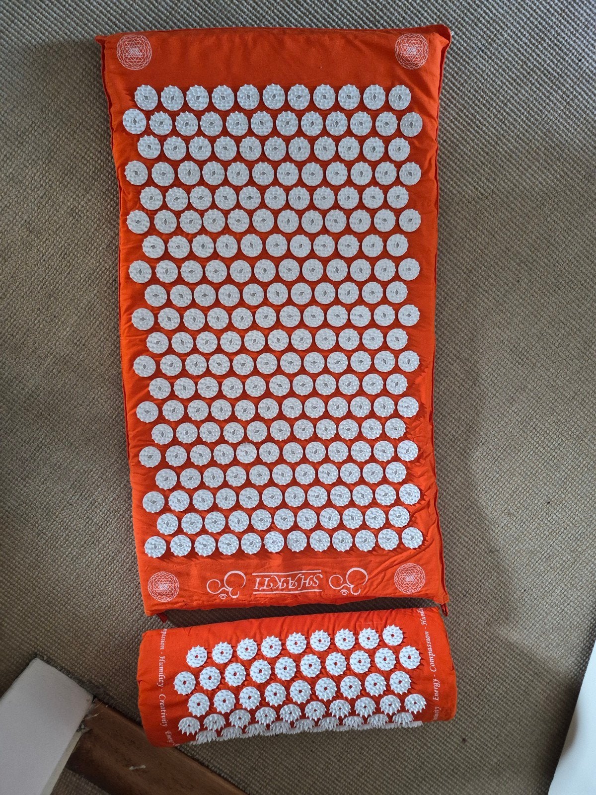 Originele Shakti Mat acupressuurmat en kussen set - Oranje, Ophalen of Verzenden, Zo goed als nieuw, Yogamat