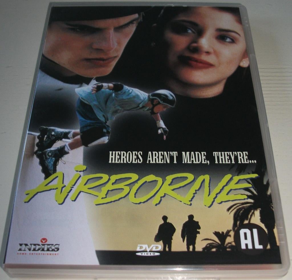 Dvd *** AIRBORNE ***, Alle leeftijden, Ophalen of Verzenden, Zo goed als nieuw, Komedie