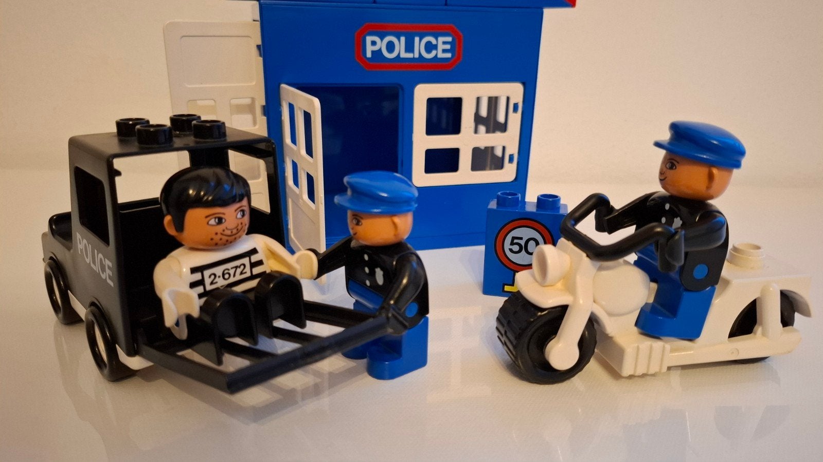 Politiebureas Duplo, Kinderen en Baby's, Speelgoed | Duplo en Lego, Ophalen of Verzenden, Duplo