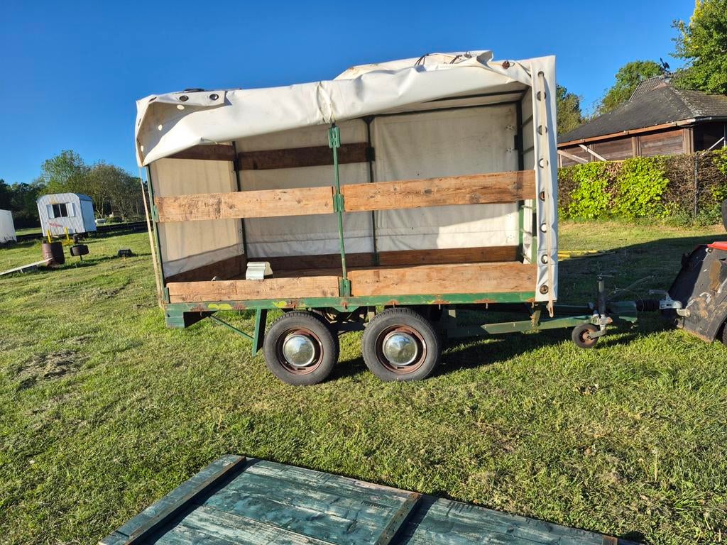 Aanhanger  met  kenteken  goede  huif, Auto diversen, Aanhangers en Bagagewagens, Ophalen of Verzenden