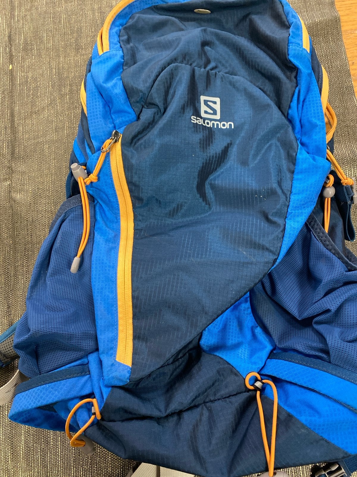 Salomon rugzak - Blauw/Oranje - Ideaal voor trekking, Gebruikt, 25 tot 40 cm, Trekking, Ophalen