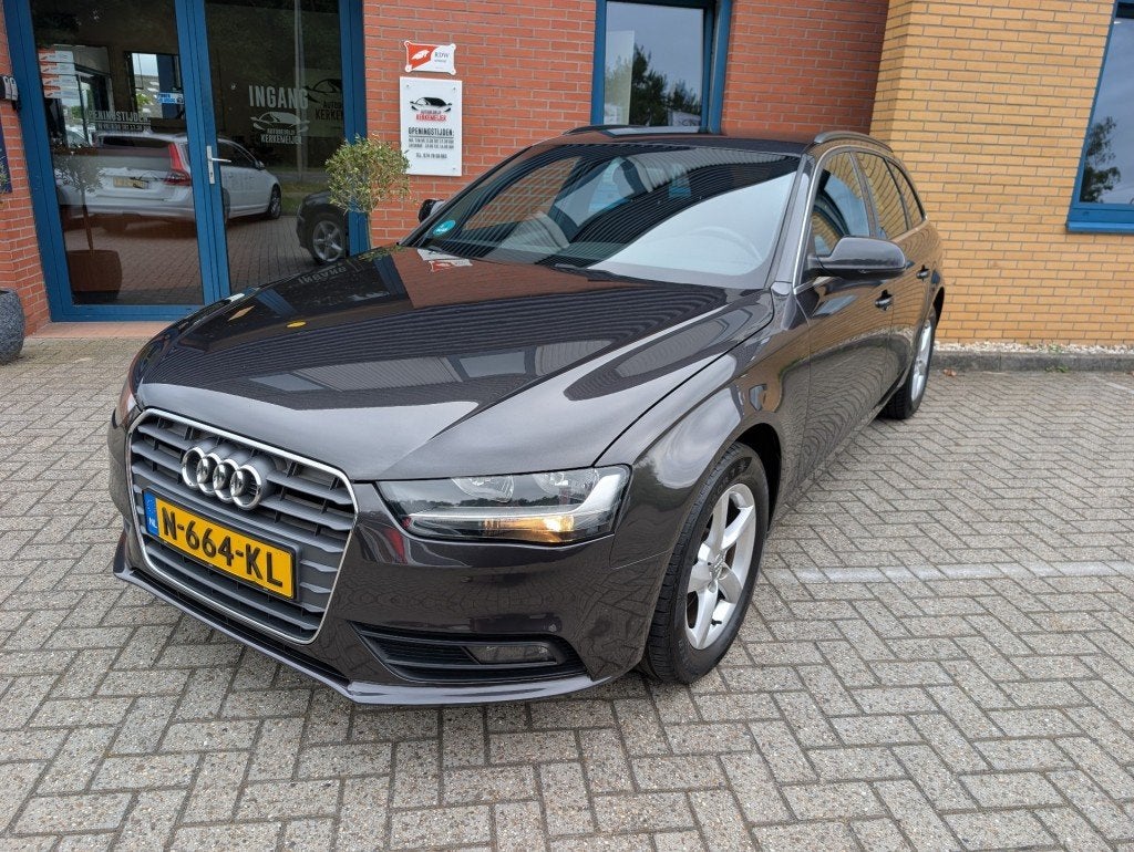 Audi A4 2.0 TDI BUSINESS ED. AUTOMAAT, Trekhaak, Stoelverw,, Auto's, Audi, Gebruikt, Euro 6, 4 cilinders, Diesel