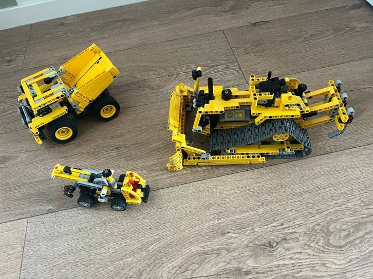 Lego Technic Bouwmachines - Bulldozer & Kiepwagen, Ophalen of Verzenden, Gebruikt