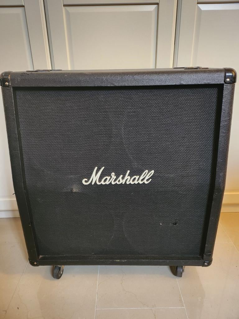 Marshall MG412 gebogen cabinet met Celestion speakers, Ophalen, Gebruikt, Gitaar, 100 watt of meer