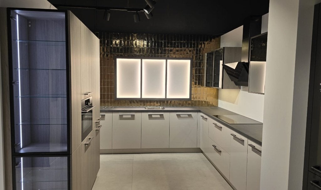 Nieuwe Bruynzeel "Gold" Showroomkeuken / ZEER Luxe / SALE, Overige kleuren, Hoekkeuken, Kunststof, Innovare Keukens v.o.f.