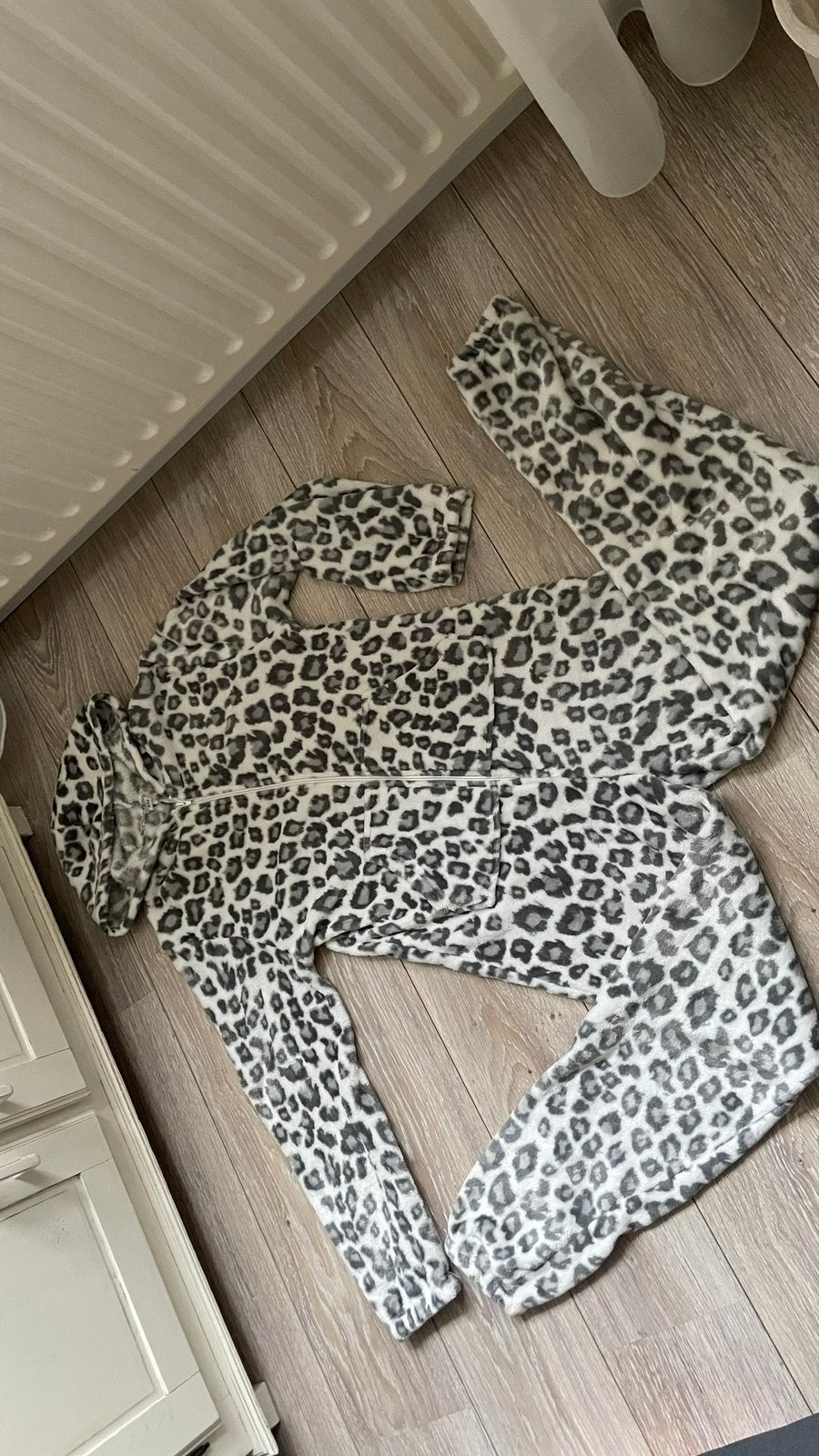 Huispak leopard maat M, Ophalen of Verzenden, Zo goed als nieuw, Maat 38/40 (M), Bruin