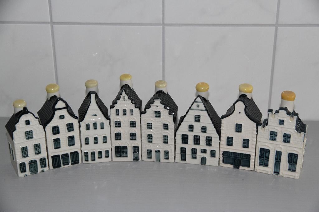 KLM huisjes -Delft- nummers 21-30-31-32-34-35-36-76, Ophalen of Verzenden, Zo goed als nieuw, 61 t/m 80, Gevuld
