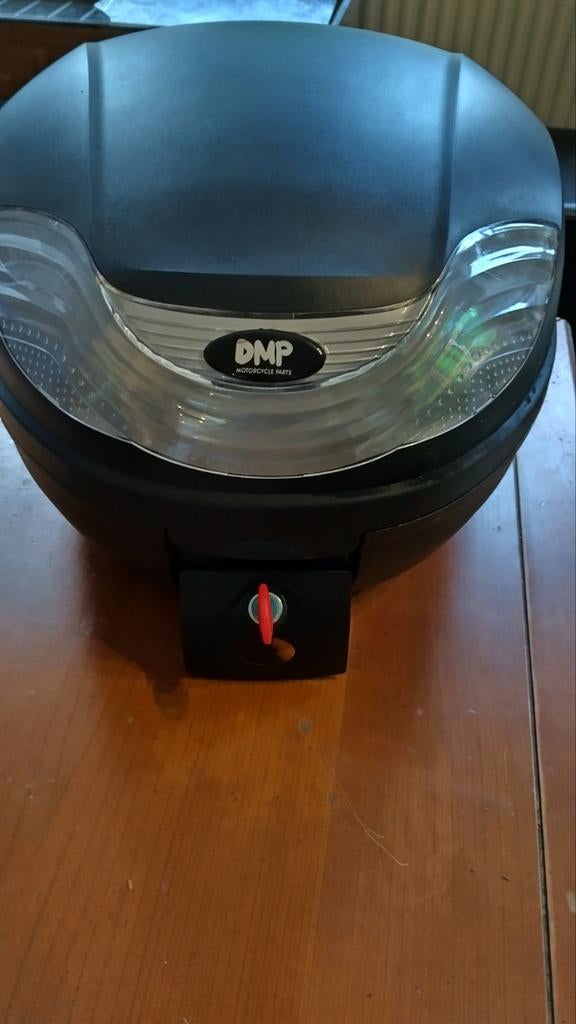 Helm koffer zo goed als nieuw complete set + 2 sleutels, Motoren, Accessoires | Koffers en Tassen, Ophalen of Verzenden, Zo goed als nieuw