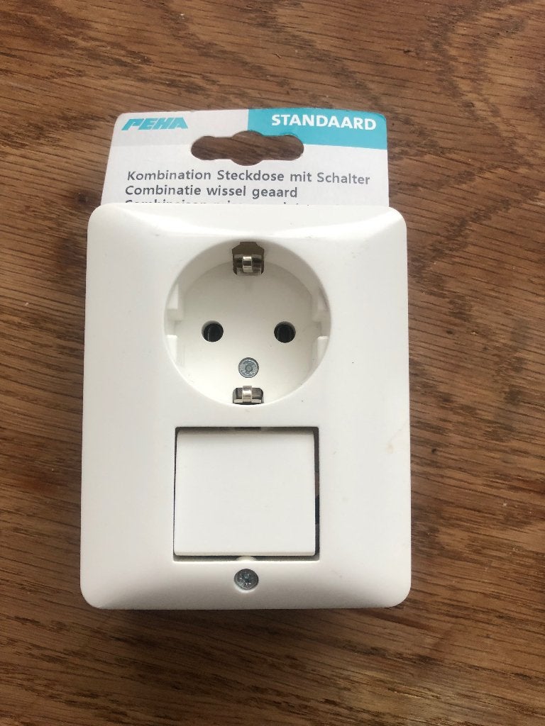 nieuwe wandcontactdoos met lichtschakelaar, Ophalen of Verzenden, Nieuw, Stopcontact