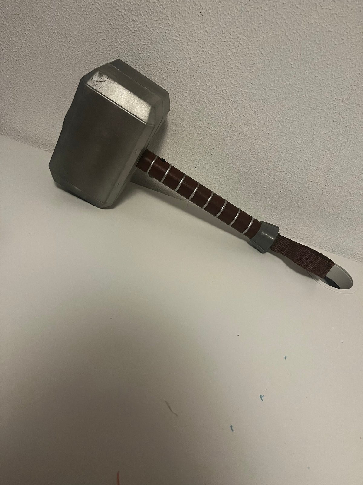 Mjolnir - Thor's hamer met geluidseffecten, Ophalen of Verzenden, Gebruikt