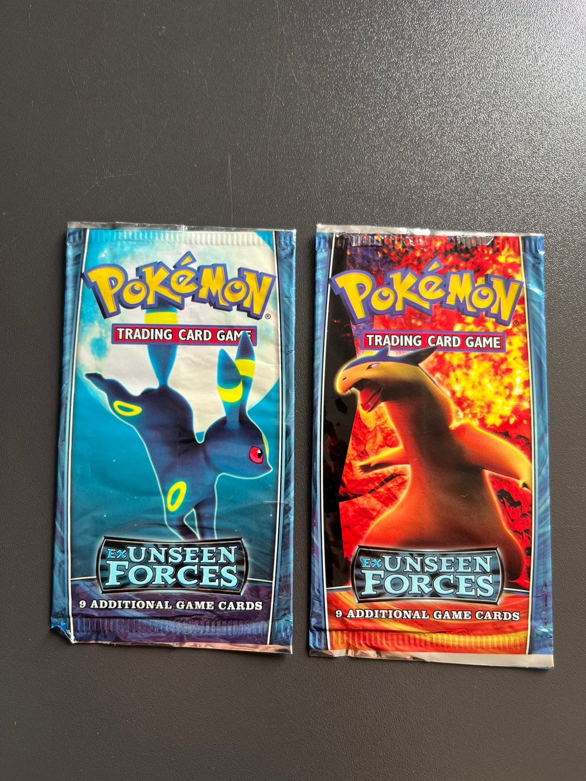 Pokemon booster empty EX unseen forces umbreon,typhlosion, Ophalen of Verzenden, Gebruikt, Booster