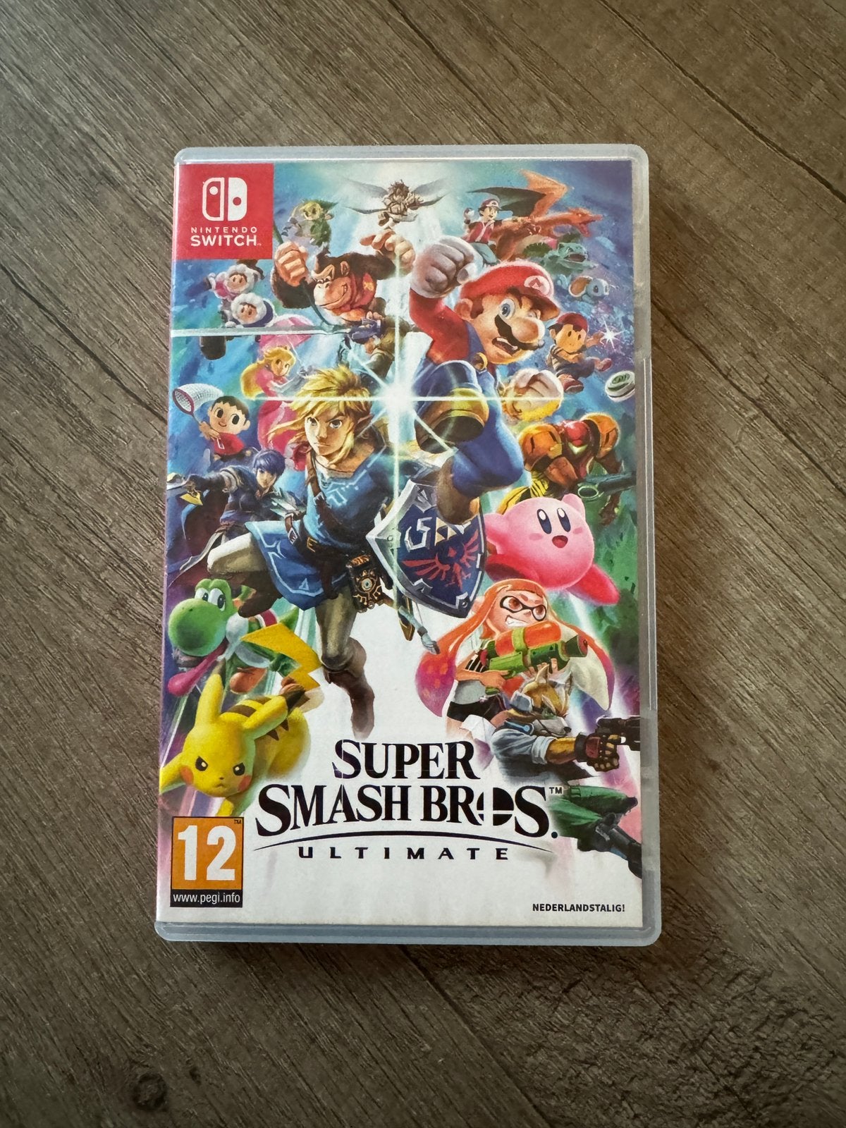 Super Smash Bros. Ultimate, Spelcomputers en Games, Games | Nintendo Switch, Online, Vechten, Ophalen of Verzenden, Zo goed als nieuw