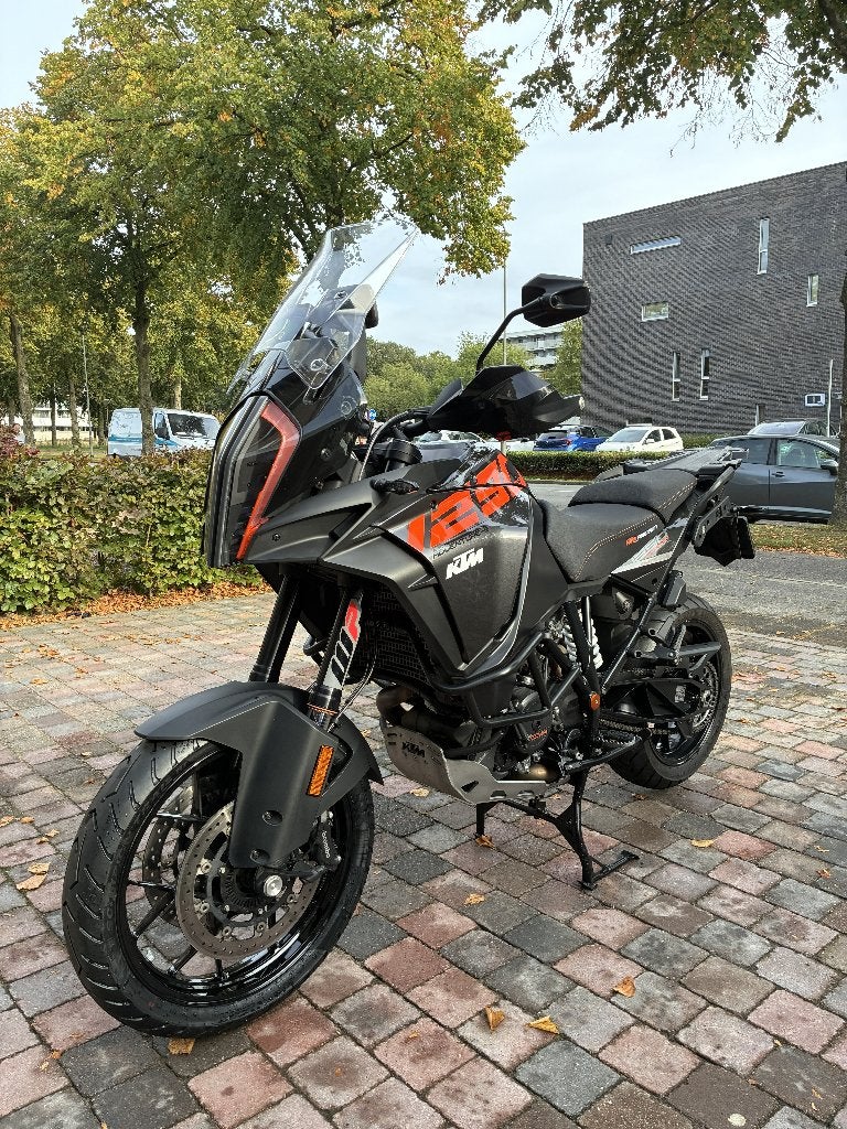KTM 1290 Super Adventure S | 17.400 km | Zeer compleet, 2 cilinders, Handvatverwarming, Motorrijbewijs A, Gebruikt