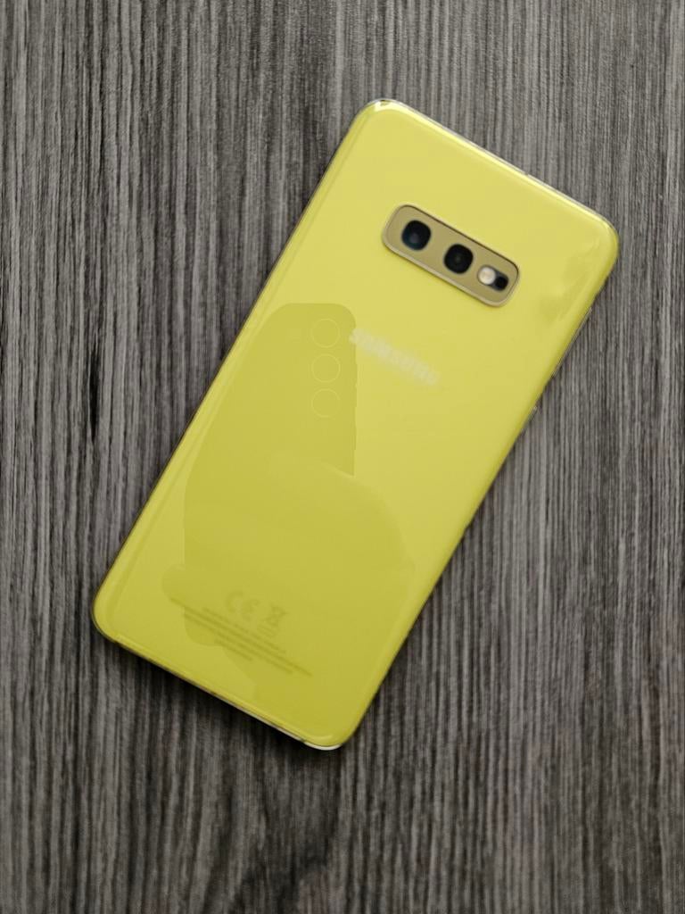 Samsung Galaxy S10e Canary Yellow
Dual-Sim 128 GB, Ophalen, Zo goed als nieuw