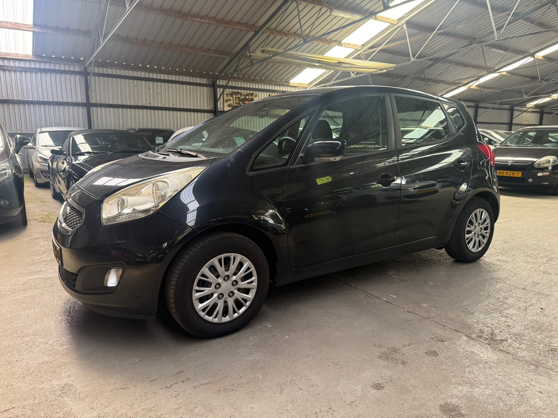 Kia Venga 1.4 CVVT X-ecutive Airco, Trekhaak, achteruirij se, Auto's, Kia, Voorwielaandrijving, Euro 5, Gebruikt, 4 cilinders