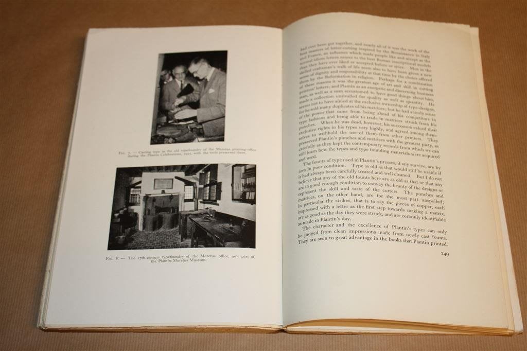 Gedenkboek der Plantin-Dagen, 1555-1955., Ophalen of Verzenden, Gelezen