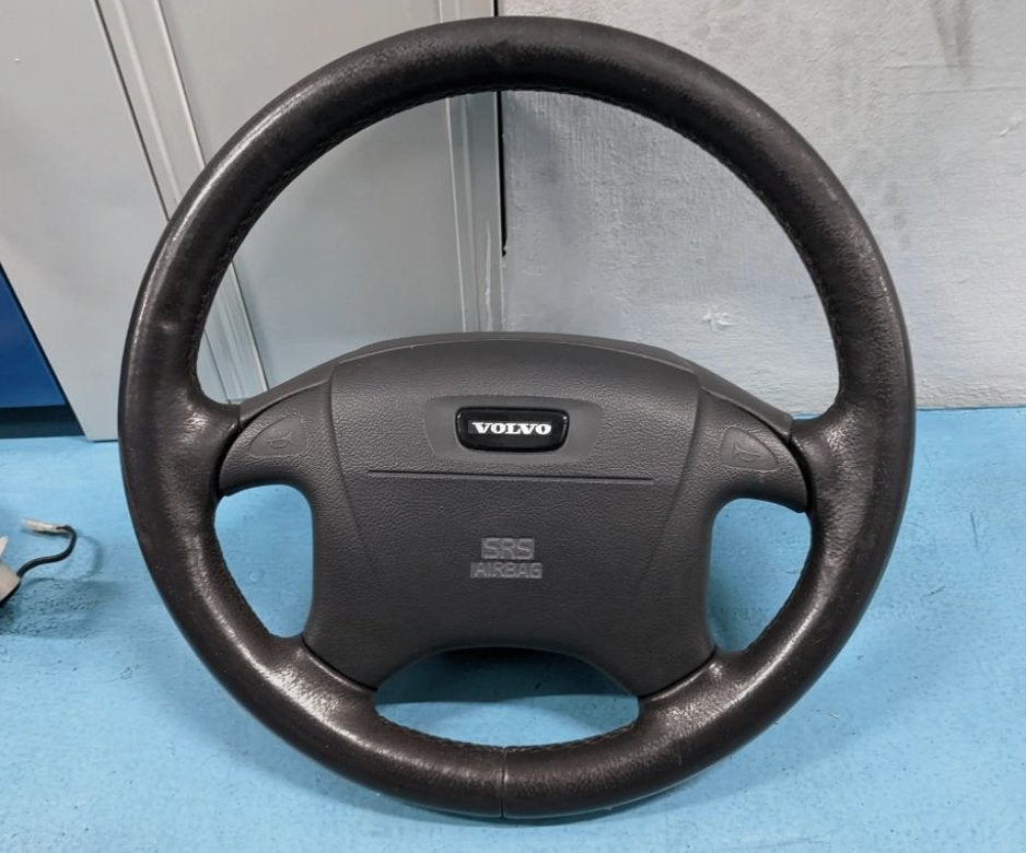 Gezocht: Stuurwiel Volvo v70 classic 96-00, Ophalen of Verzenden, Gebruikt, Volvo