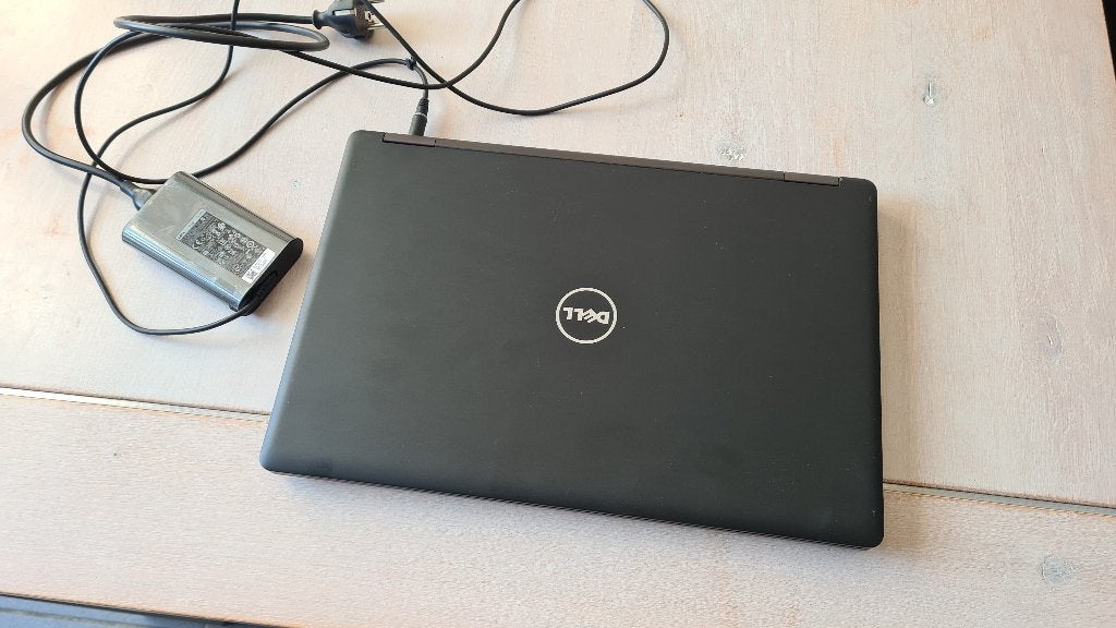 Dell Latitude 5580, Computers en Software, Windows Laptops, Ophalen, Intel(R) Care(TM) i5-7300U, Gebruikt, 2 tot 3 Ghz