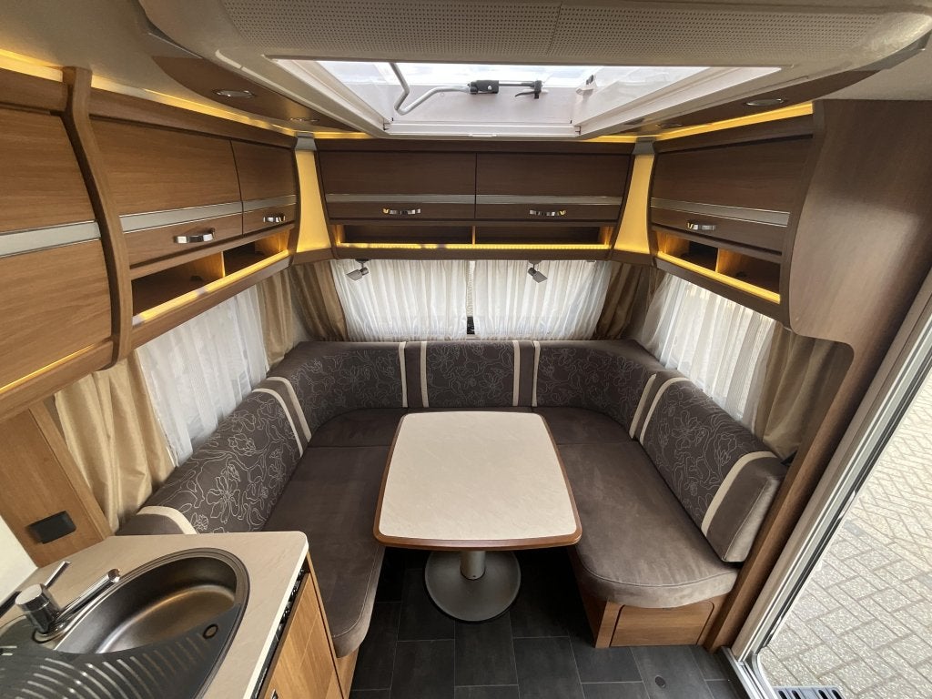 Dethleffs Nomad 520 RET DOUCHE-MOVER-ENKEL BED, Caravans en Kamperen, Rondzit, Bedrijf, Dethleffs, Overige typen
