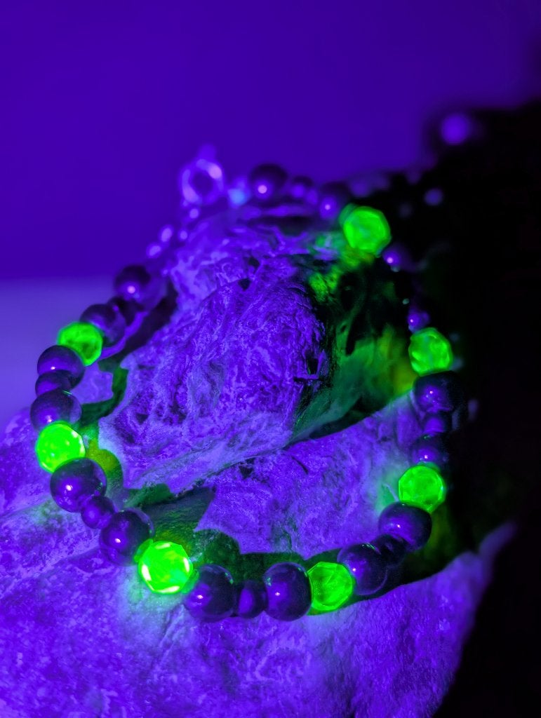 armbandje van uraniumglas, Antiek en Kunst, Ophalen of Verzenden