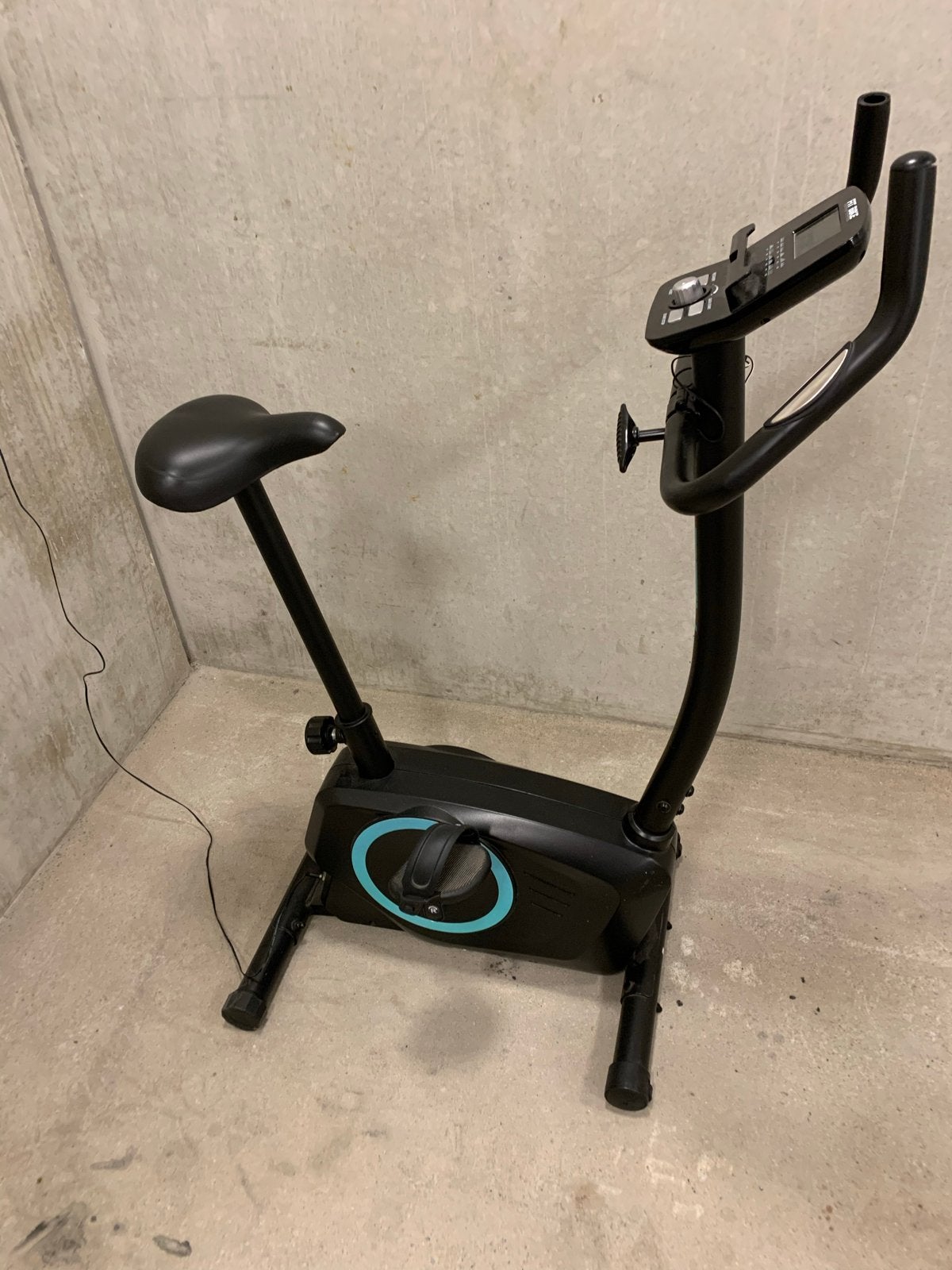 Hometrainer in prima staat - Fit Bike Indoor Cycle, Ophalen of Verzenden, Zo goed als nieuw, Metaal, Benen
