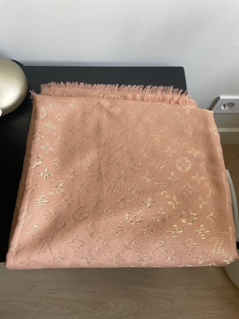Louis Vuitton sjaal, Maat 42/44 (L), Louis Vuitton, Ophalen of Verzenden, Zo goed als nieuw