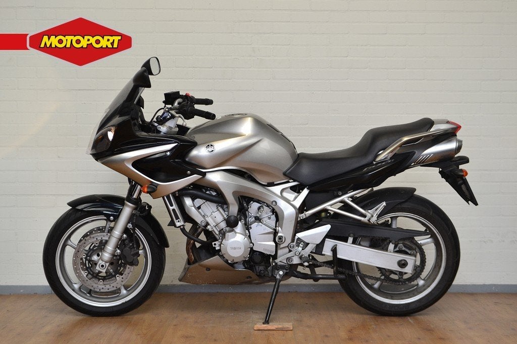 Yamaha FZ 6 S Fazer (bj 2004), Motoren, Klantenservice@yamaha-motor.nl, Sport, Meer dan 35 kW, Koolhovenlaan 101
1119 NC  Schiphol-Rijk, NL