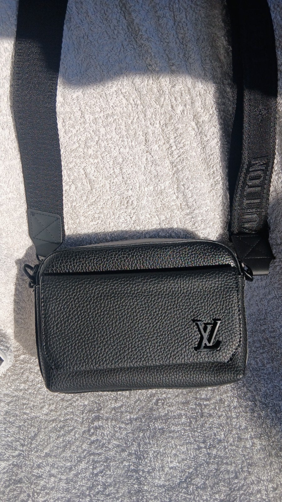 LV Fastline Aerogram leren Crossbodytas Unisex., Ophalen of Verzenden, Nieuw, Zwart