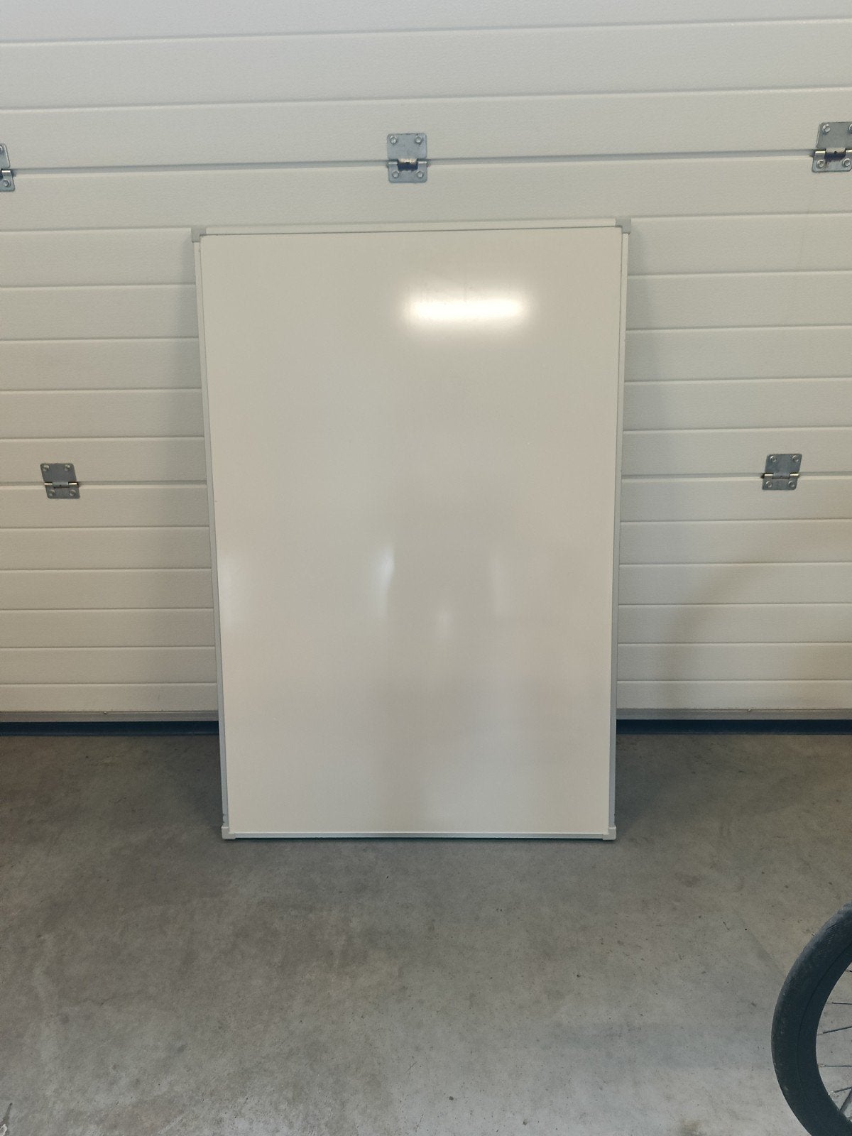 Emline Whiteboard - Dubbelzijdig, 120x80cm, Ophalen, Zo goed als nieuw, Whiteboard