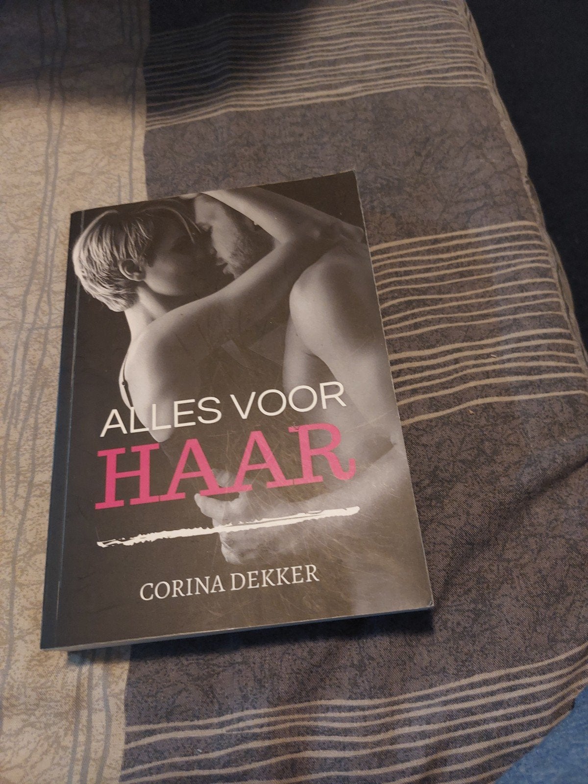Corina Dekker - Alles voor haar, Ophalen of Verzenden, Zo goed als nieuw, Corina Dekker