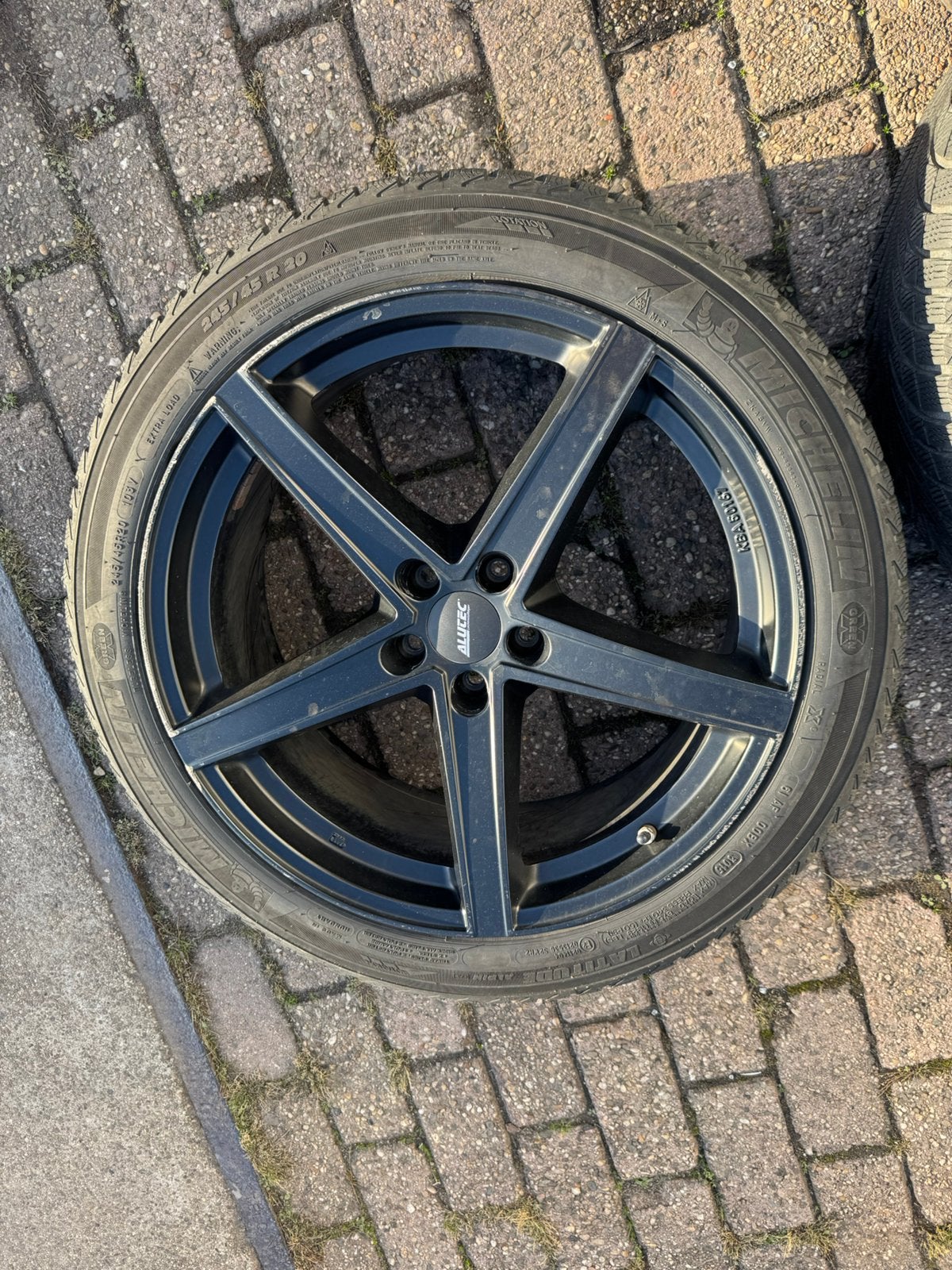 Range rover evoque winter set 20 inch, Ophalen, 245 mm, Banden en Velgen, Winterbanden