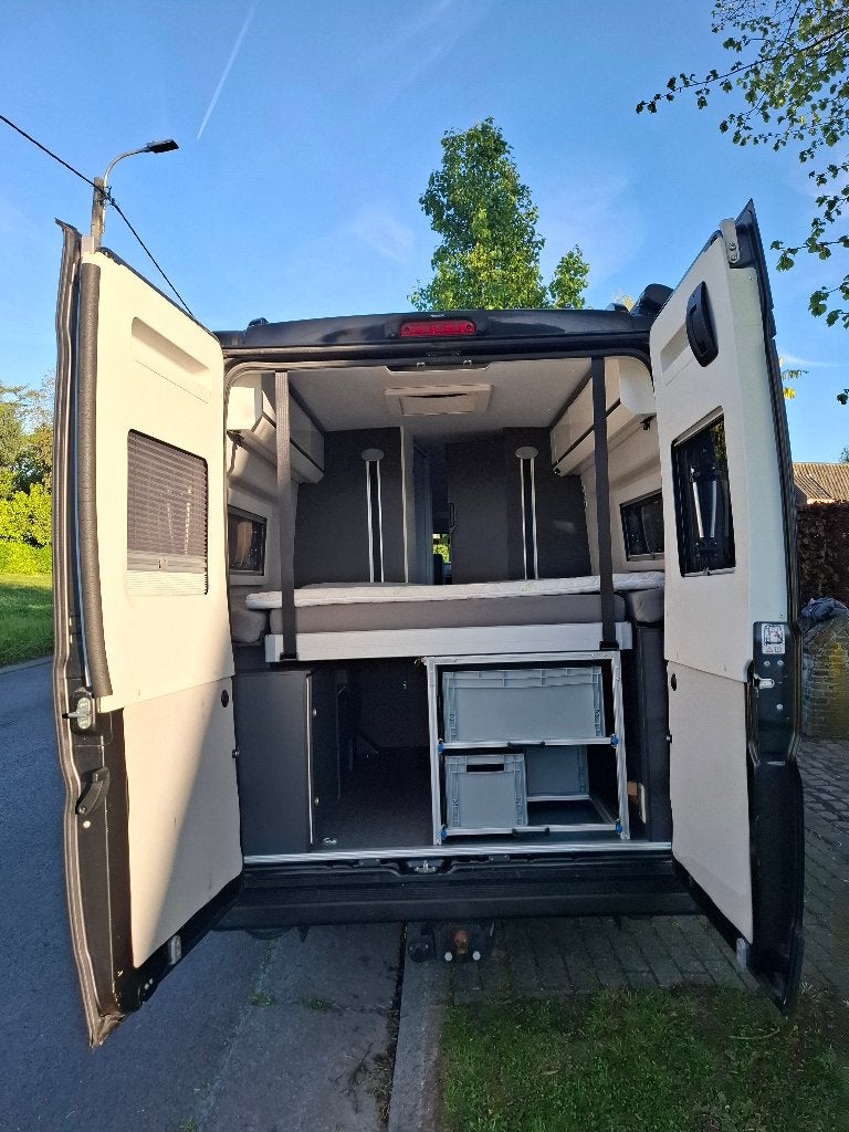 Adria Twin 640 SGX Supreme (fiat ducato), Caravans en Kamperen, Campers, Buscamper of Camperbus, Fiat, 6 tot 7 meter, Particulier