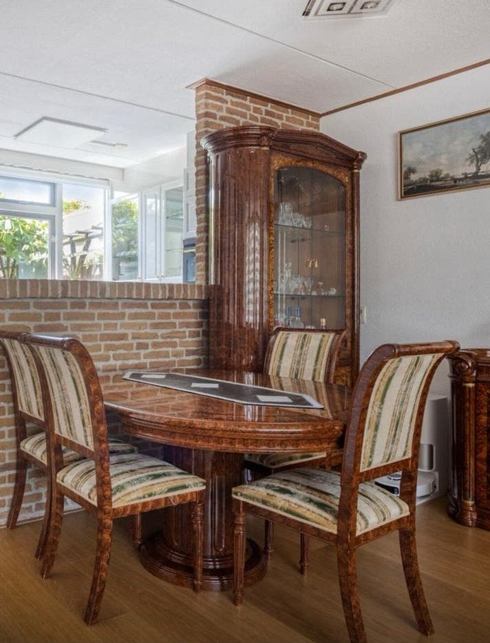Eetkamertafel en stoelen, Huis en Inrichting, Ophalen, Zo goed als nieuw, 4 tot 6 stoelen