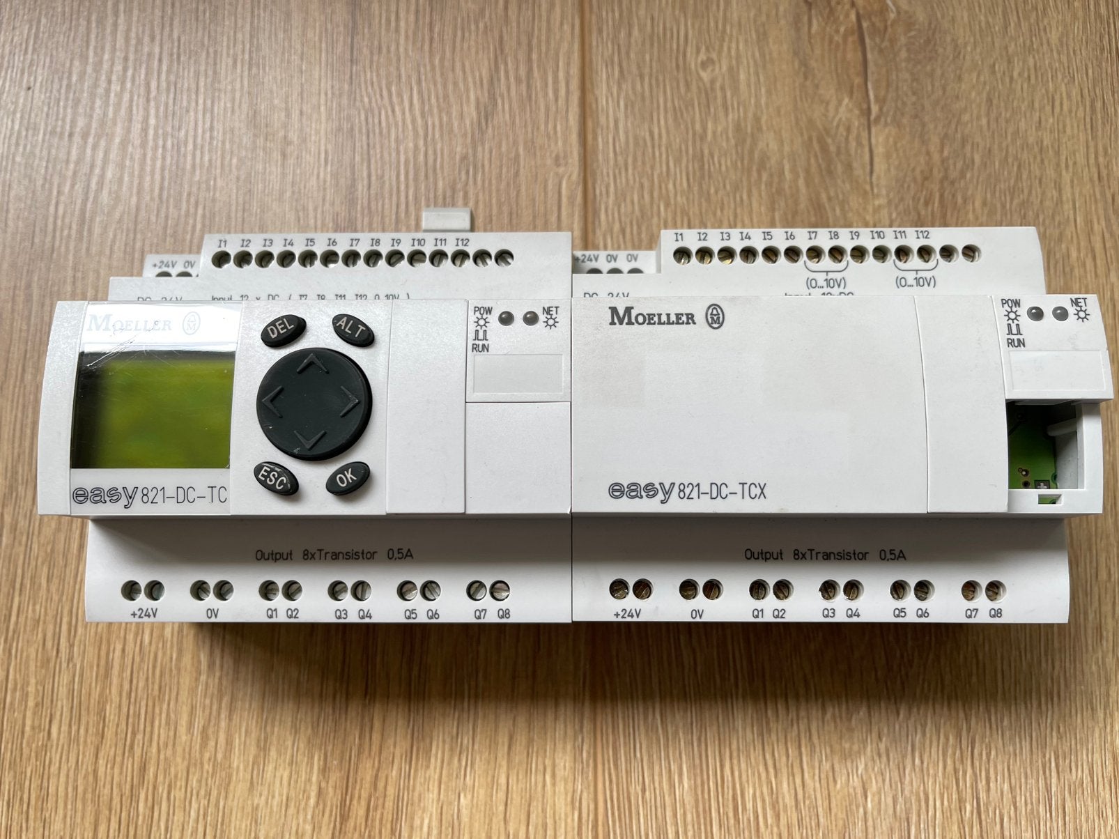 Moeller Easy 821-dc-tc plc met uitbreidingsmodule 821-dc-tcx, Hobby en Vrije tijd, Ophalen of Verzenden, Gebruikt