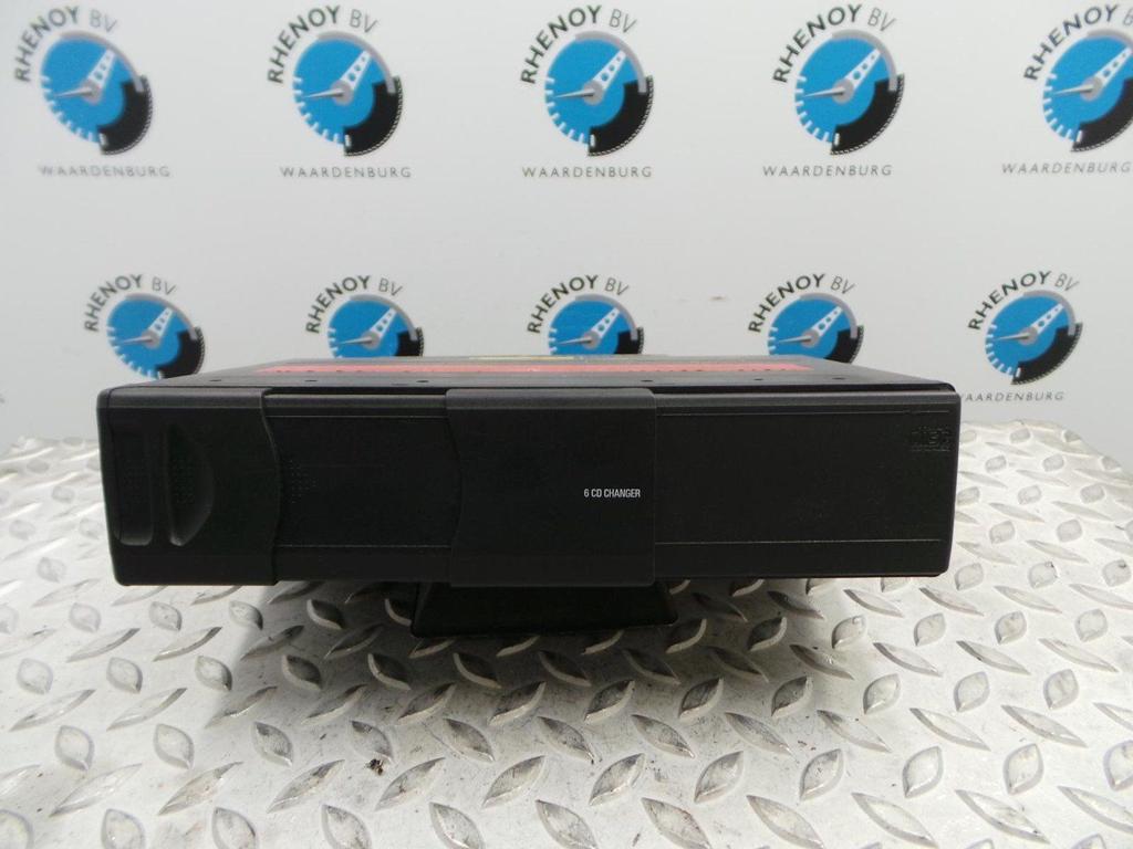 BMW 3 SERIES 330D DYNAMIC EXEC. RADIO 2006, Ophalen of Verzenden, Gebruikt, Stiba lid