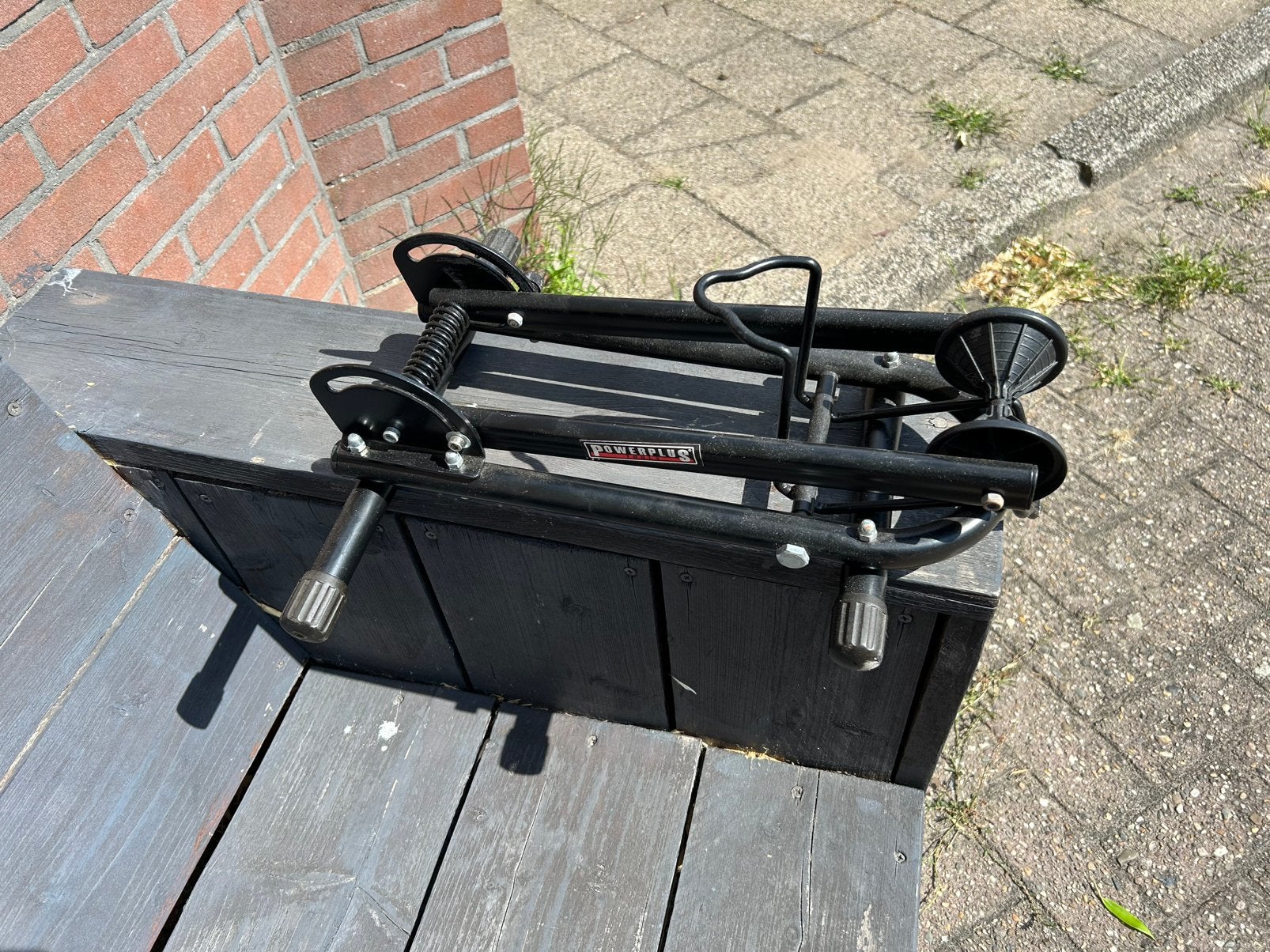 Inklapbare fietsstandaard, Ophalen, Gebruikt