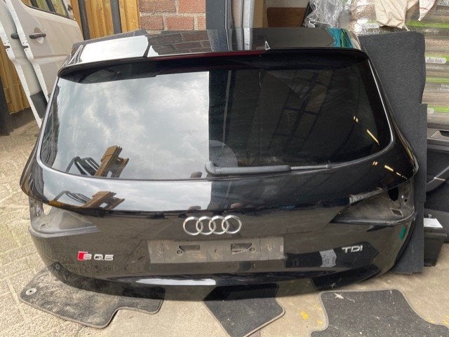 Achterklep LZ9Y Audi SQ5 (8RB) (2012-12/2015-11), Gebruikt, Auto-Union-Straße  1, Ingolstadt 85057, , Duitsland, Info@audi.de