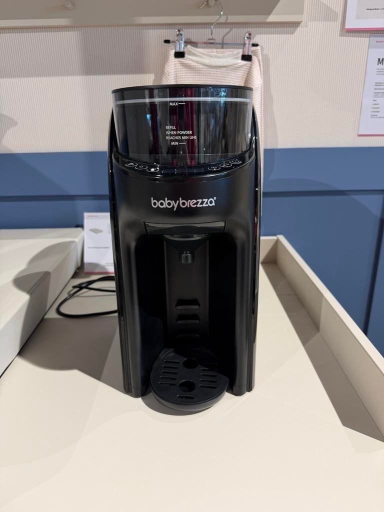 Baby Brezza Formula Pro Advanced - Zwart Showmodel, Kinderen en Baby's, Ophalen of Verzenden, Zo goed als nieuw, Flessen- of potjesverwarmer