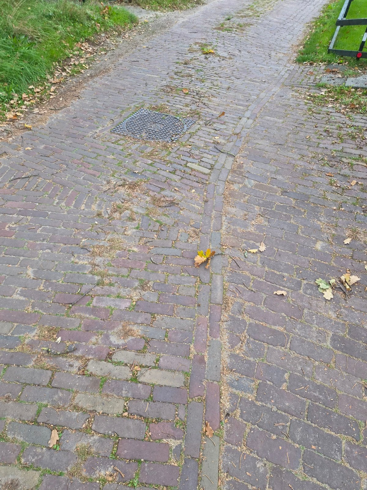Oude gebakken klinkers dikformaat, Ophalen, Gebruikt, Klinkers