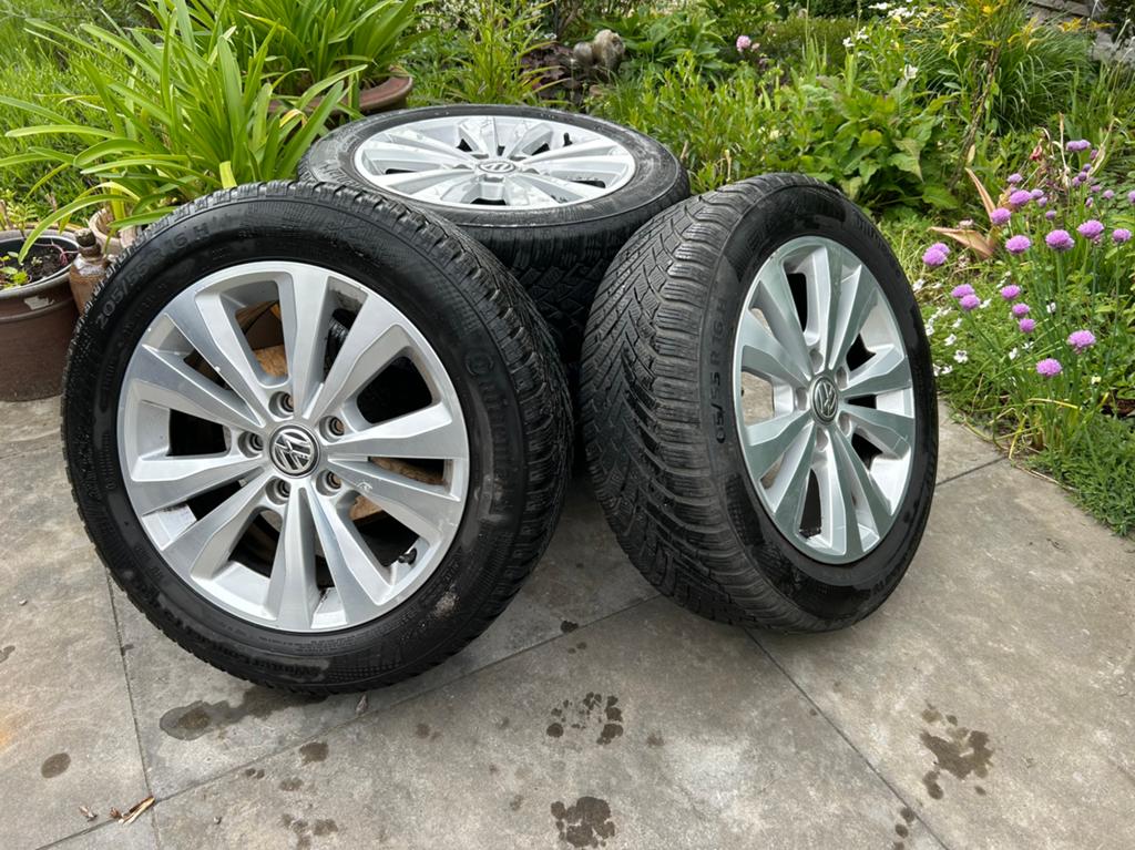 Originel vw velgen 16 inch met winterbanden, Auto-onderdelen, Banden en Velgen, Gebruikt, Velg(en), 16 inch, Personenwagen