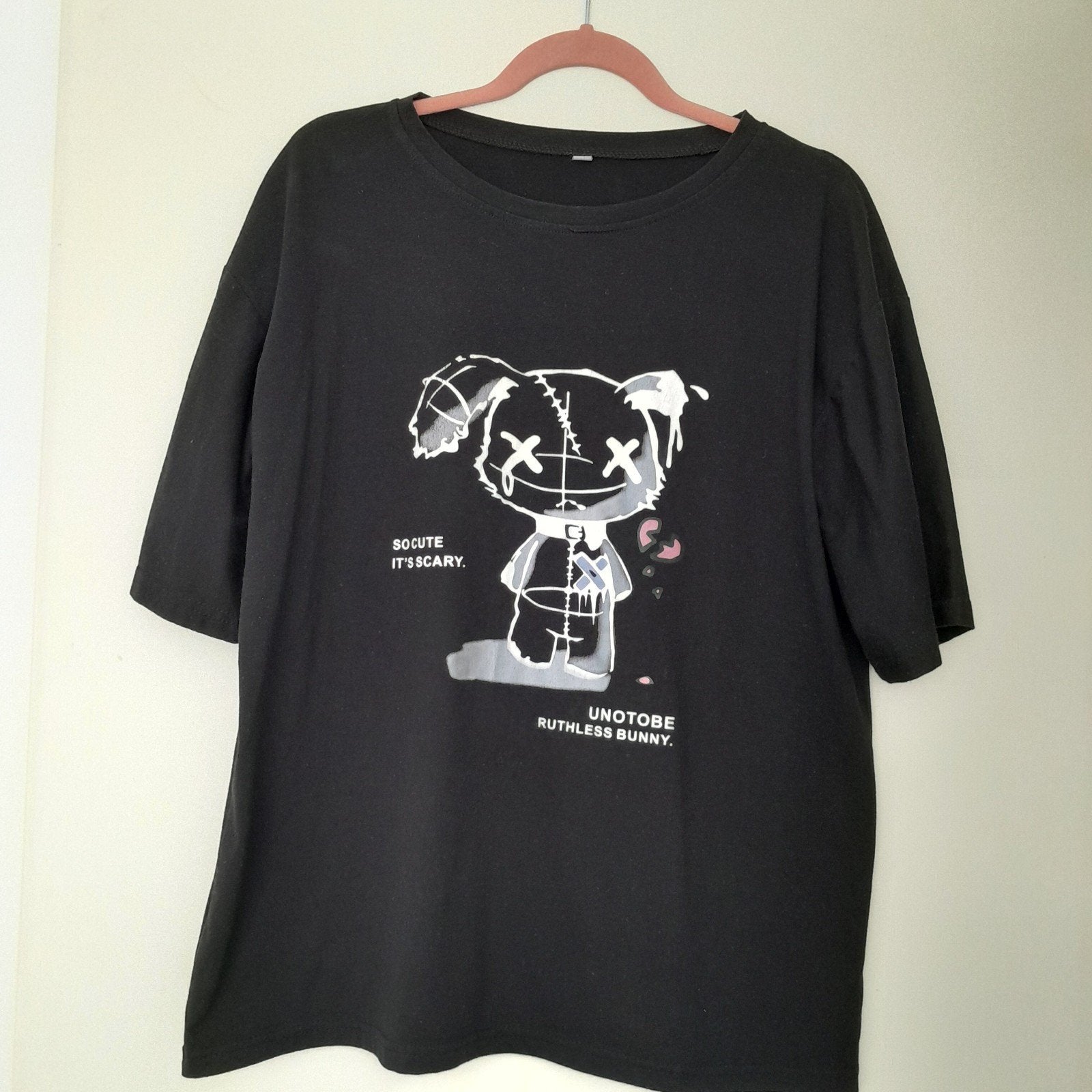 Zwart T-shirt met 'So Cute It's Scary' print - Maat L, Kleding | Dames, T-shirts, Zwart, Maat 42/44 (L), Ophalen of Verzenden