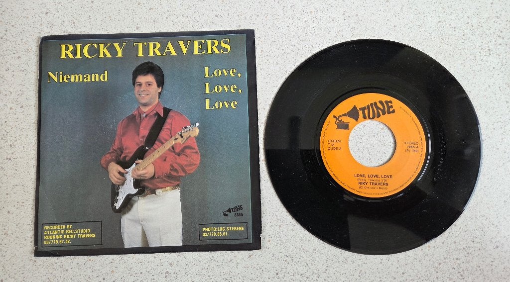 Single Ricky Travers - Love, love, love, Cd's en Dvd's, Ophalen of Verzenden, Gebruikt, Overige formaten, Levenslied of Smartlap