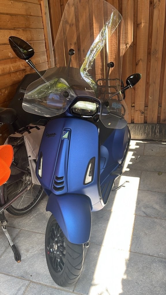 Vespa, Ophalen, Nieuw, Benzine